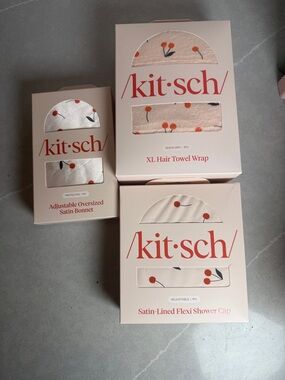 Kitsch Satin Hair Set in Blush with Red Cherry Print